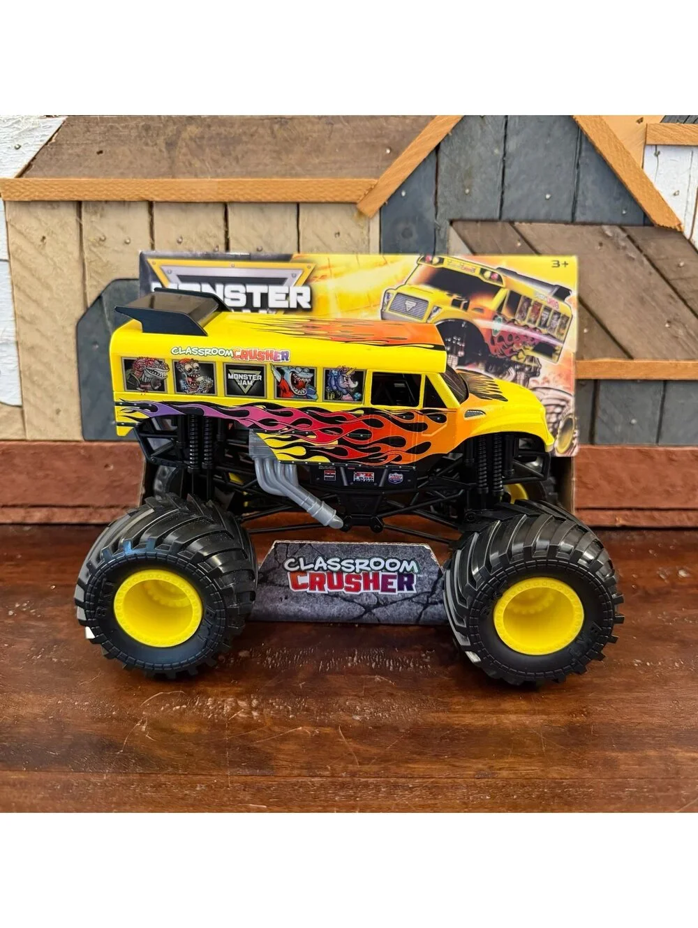 Spin Master Monster Jam Classroom Crusher 1:24 Scale Diecast Truck Series 28